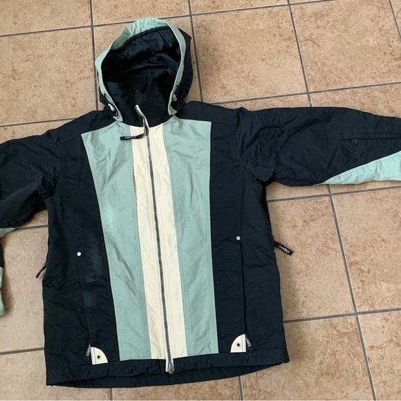 Waterproof Black and Green Jacket - Picture 2 of 12